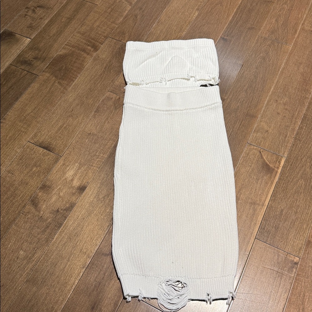 SER.O.YA White Knit Garment